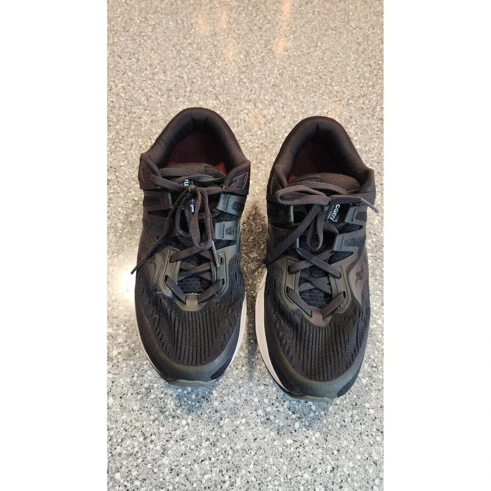 Saucony Triumph ISO 5 Running Shoes Mens 9W Black Excellent